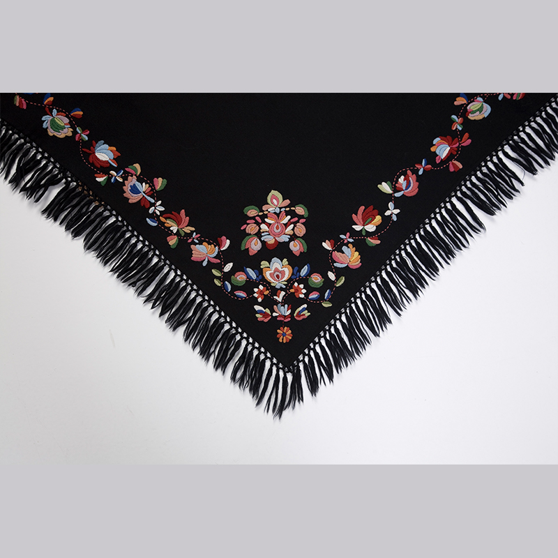 Materialpakke brodert sjal og forkle Vest-Agderbunad - Bilde 12