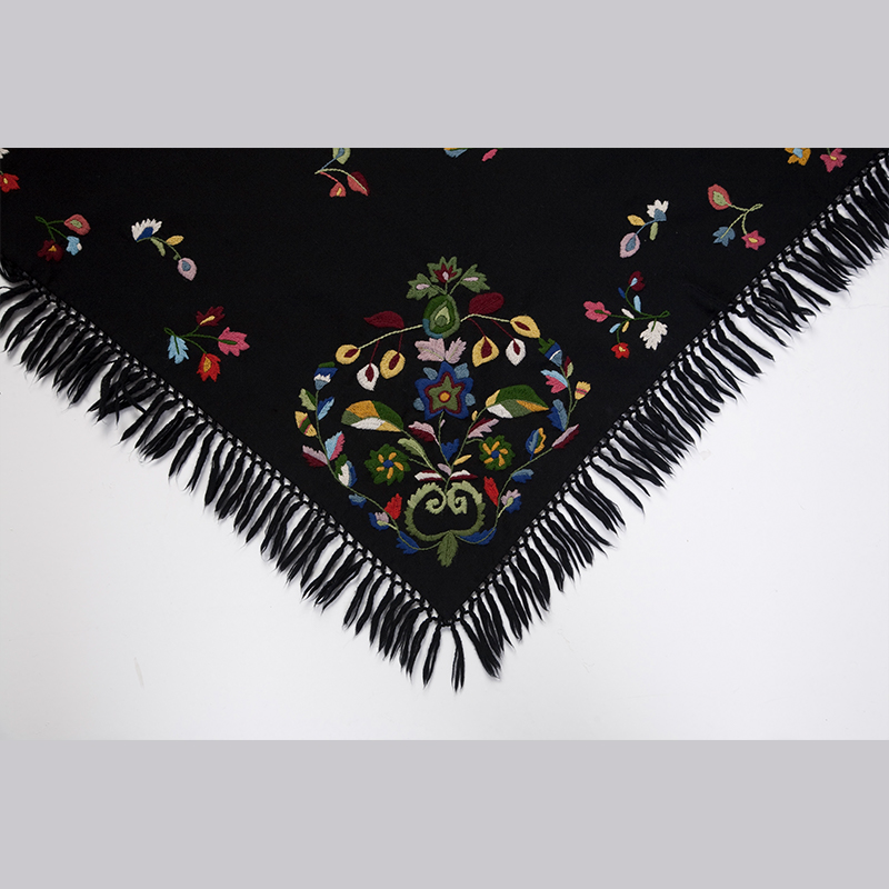 Materialpakke brodert sjal og forkle Vest-Agderbunad - Bilde 16