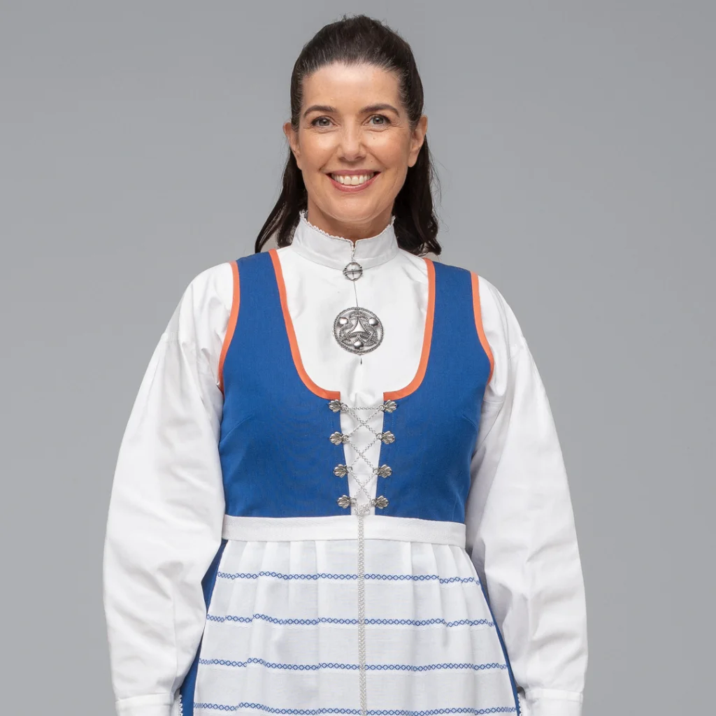 Blåtøysbunad