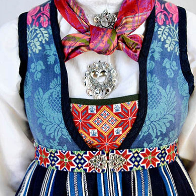 Materialpakke brodert belte - Bilde 1