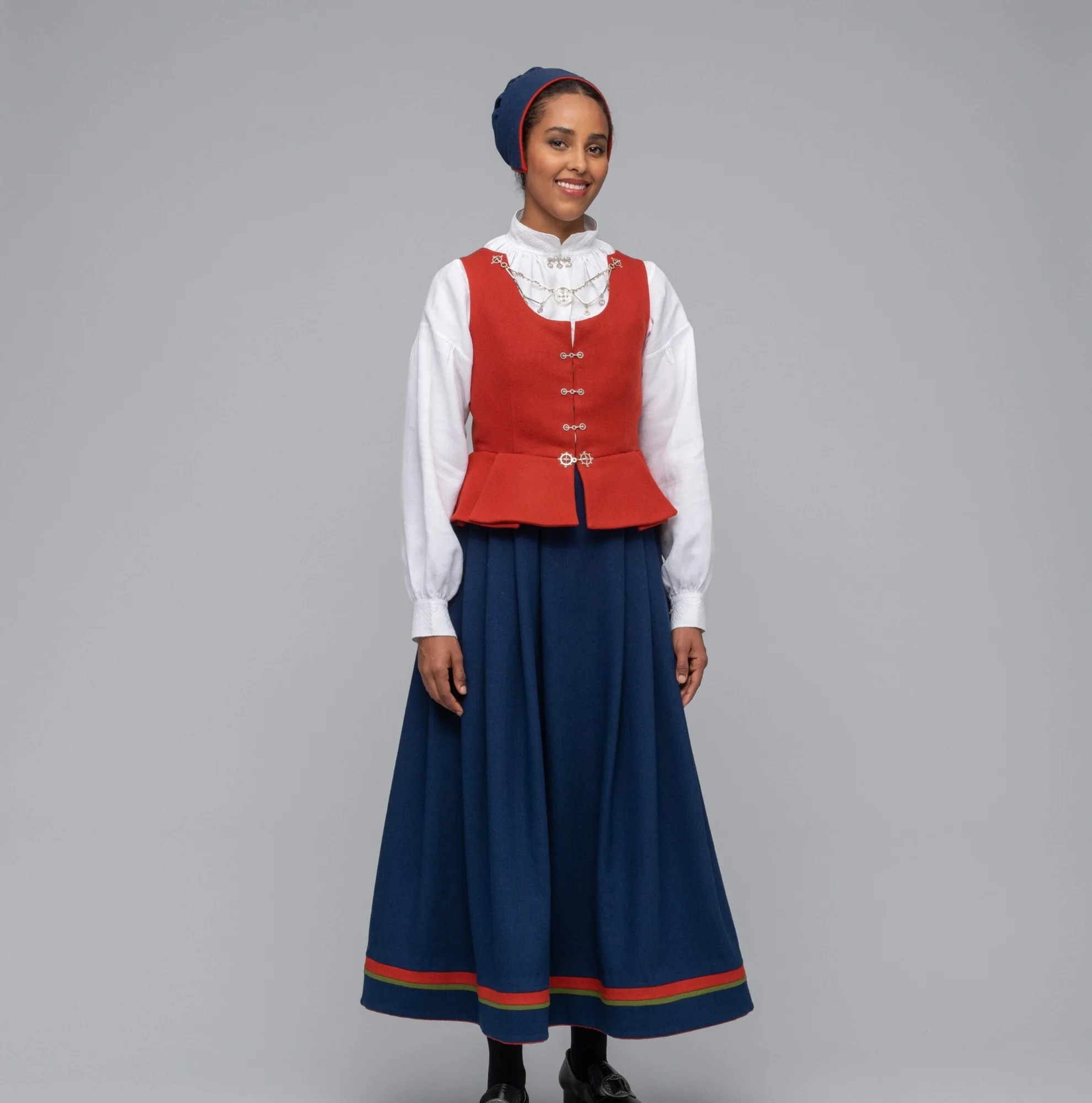 Materialpakke stakk og vest, finnmarksbunaden for kvinner