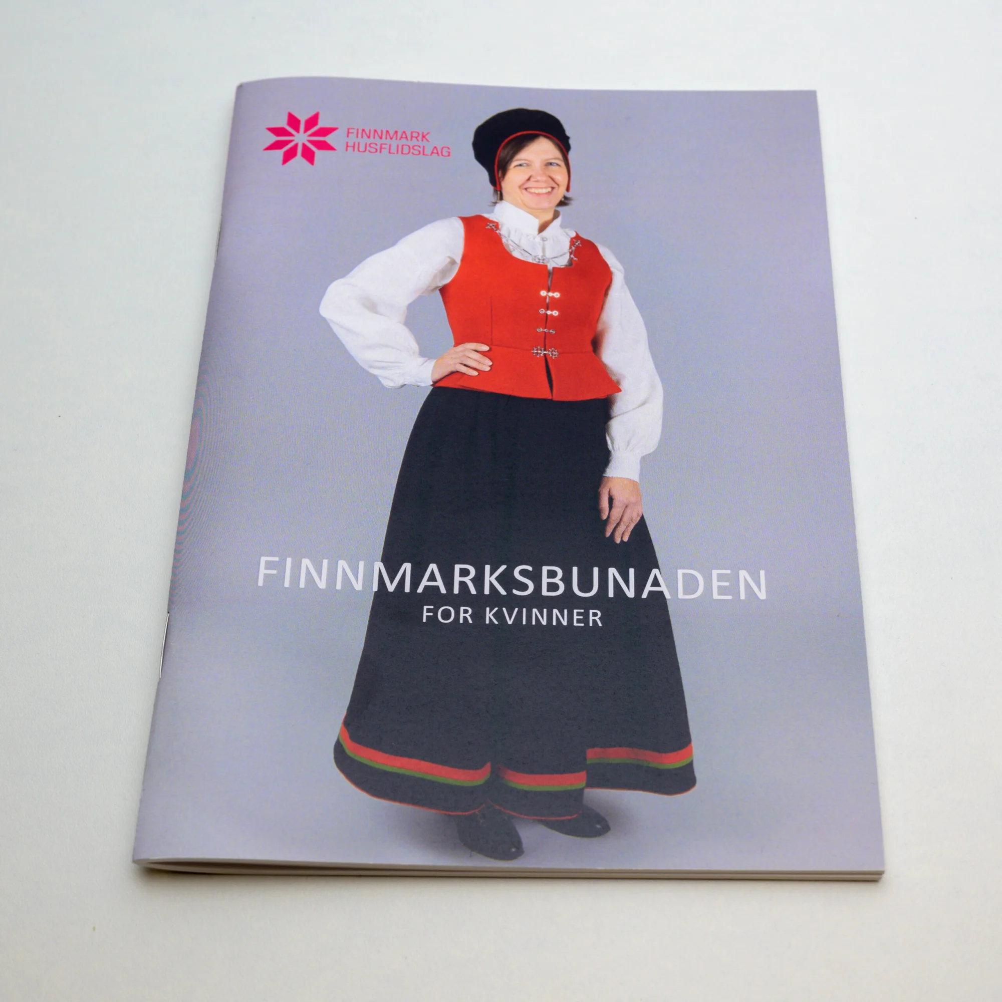 Instruksjonshefte, finnmarksbunaden for kvinner