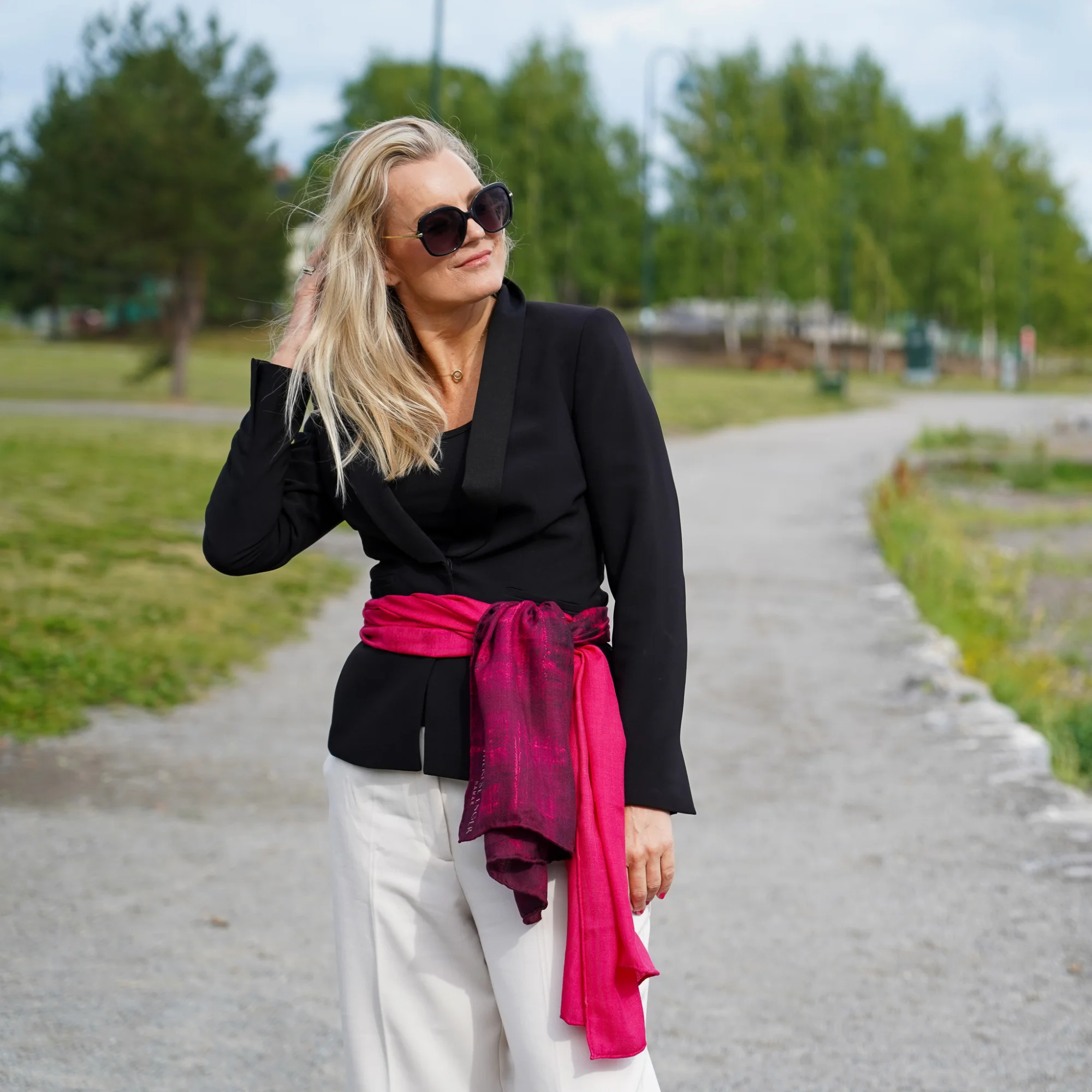 Skjerf Over the seven seas magenta