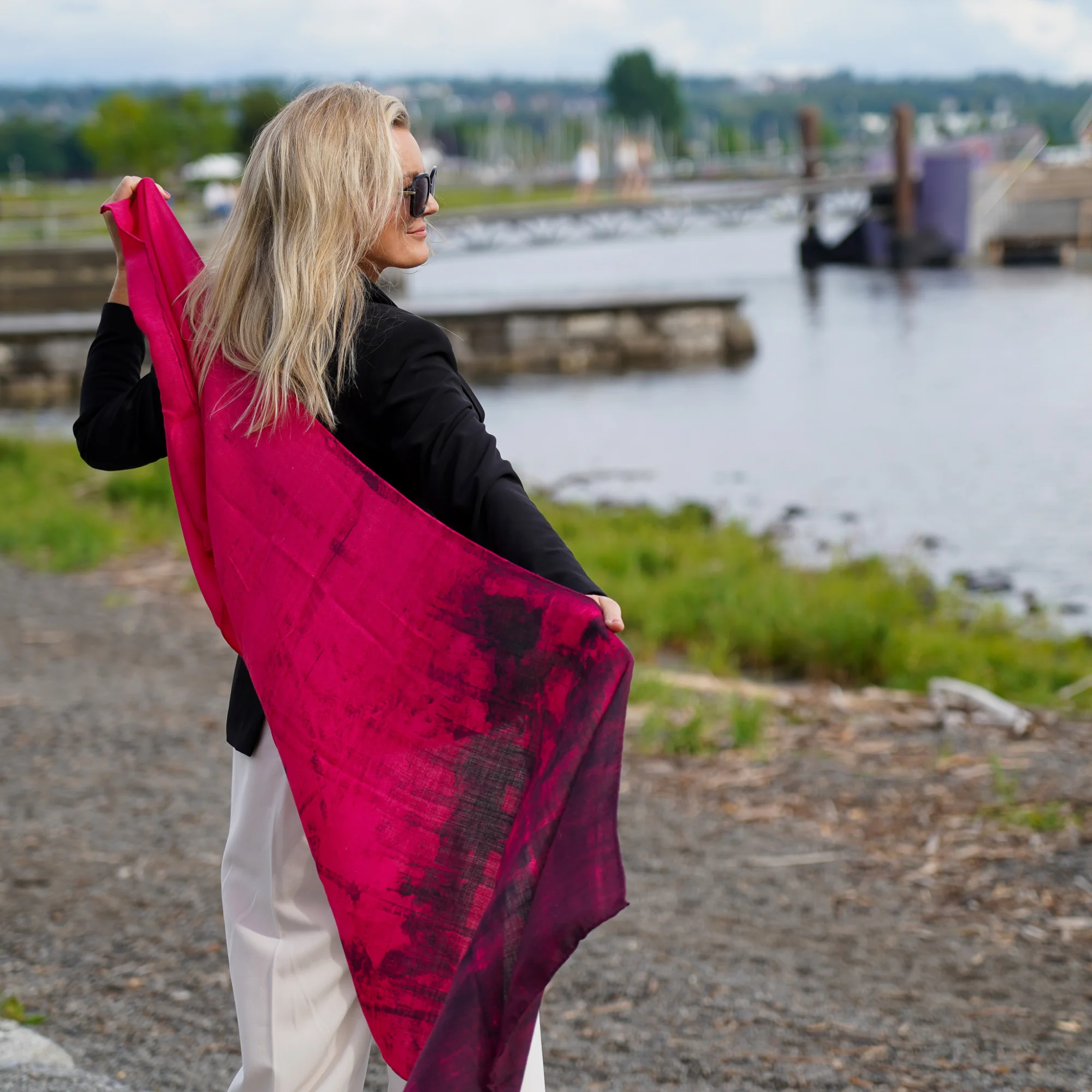 Skjerf Over the seven seas magenta