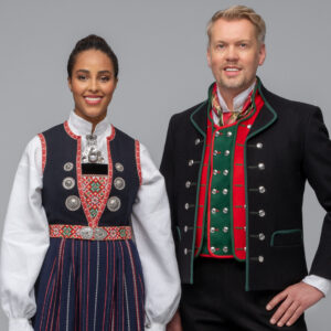 Nordhordlandbunad ytre (Kvinnebunad vinterbunad)