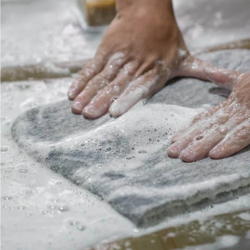 Grå tøfler i filt dame - den originale Haus tøffelen