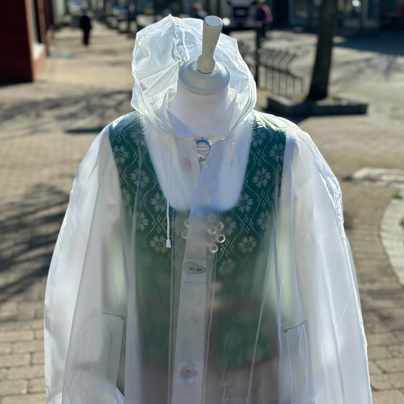 Regncape til bunaden - Bilde 1