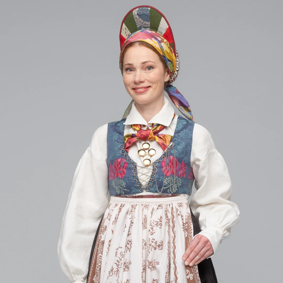 Rekonstruert Vest-Agder drakt fra 1810 - Bilde 1