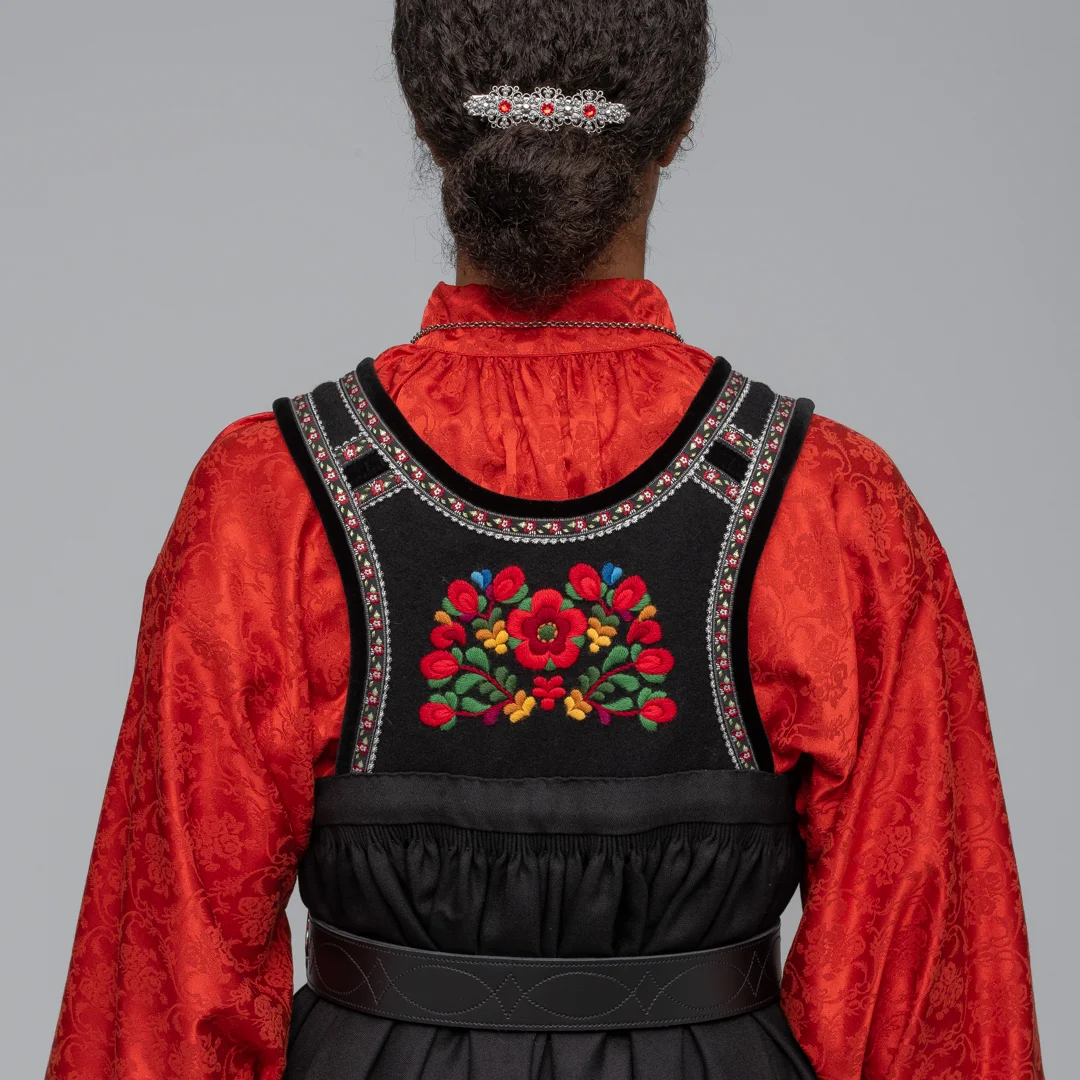 Broderingspakke til Kyrkjestakk fra Hallingdal - Bilde 2
