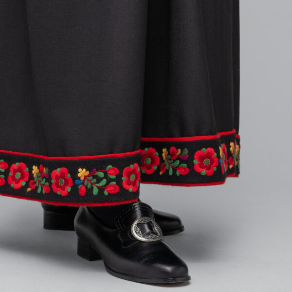 Broderingspakke til Kyrkjestakk fra Hallingdal