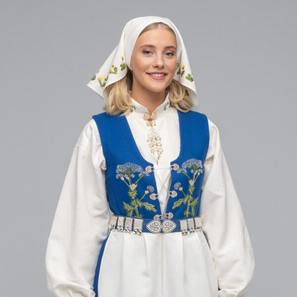 MATERIALPAKKE TIL SKJORTE, TROMSØ FESTDRAK FOR KVINNER