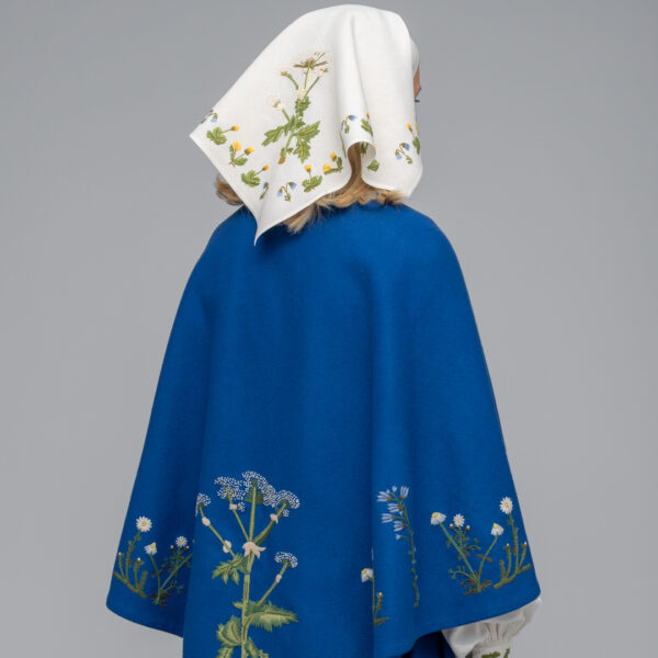 KOMPLETT BRODERT MATERIALPAKKE TIL TROMSØ FESTDRAKT